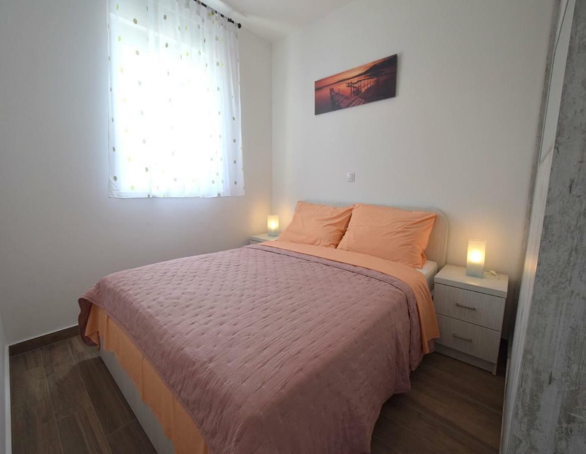 Apartments Medna ชิซิชี ภายนอก รูปภาพ