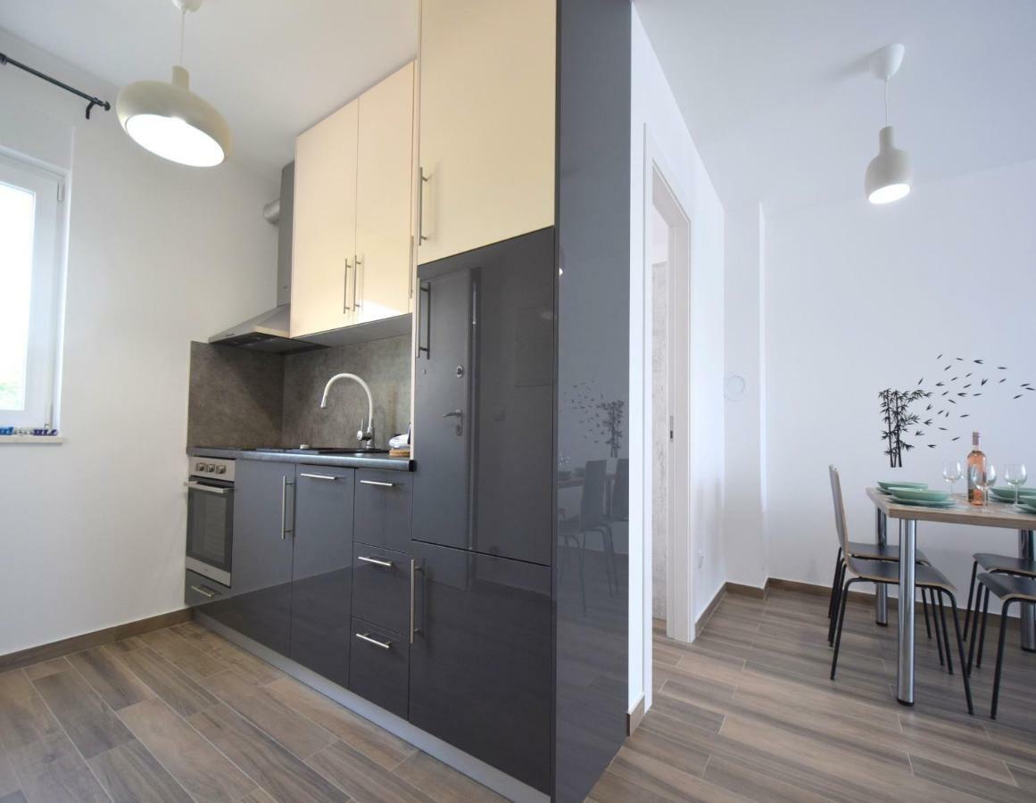 Apartments Medna ชิซิชี ภายนอก รูปภาพ