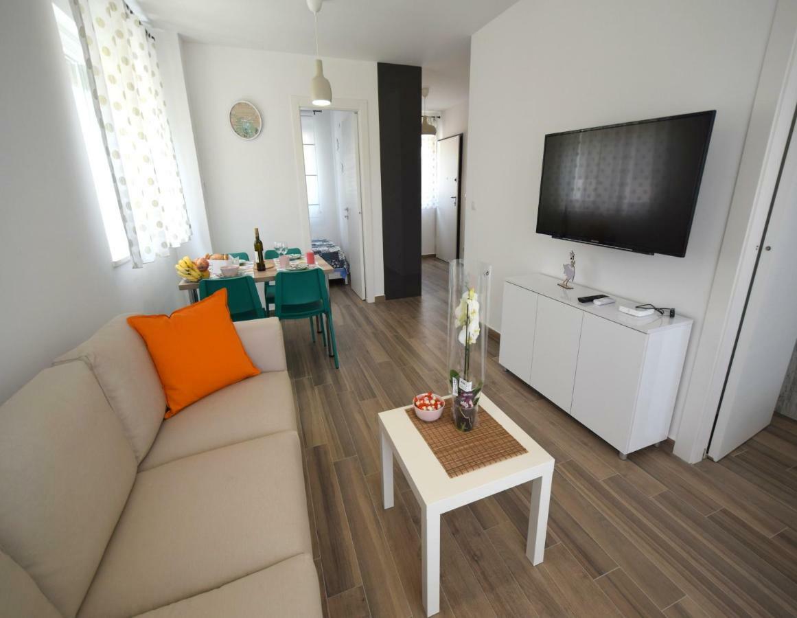 Apartments Medna ชิซิชี ภายนอก รูปภาพ