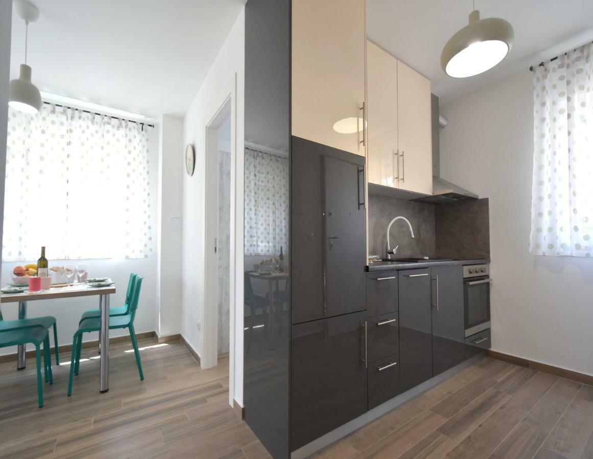 Apartments Medna ชิซิชี ภายนอก รูปภาพ