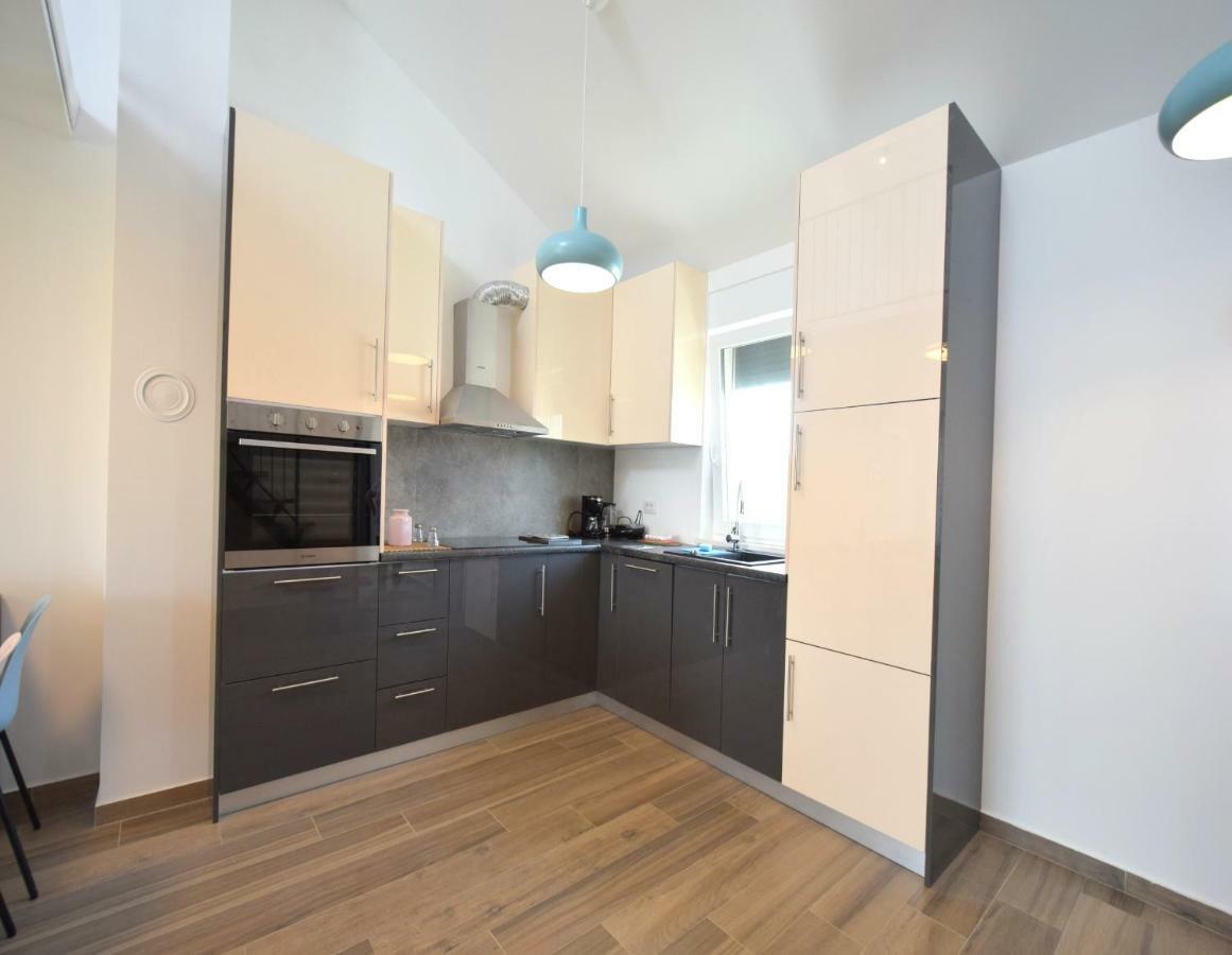Apartments Medna ชิซิชี ภายนอก รูปภาพ