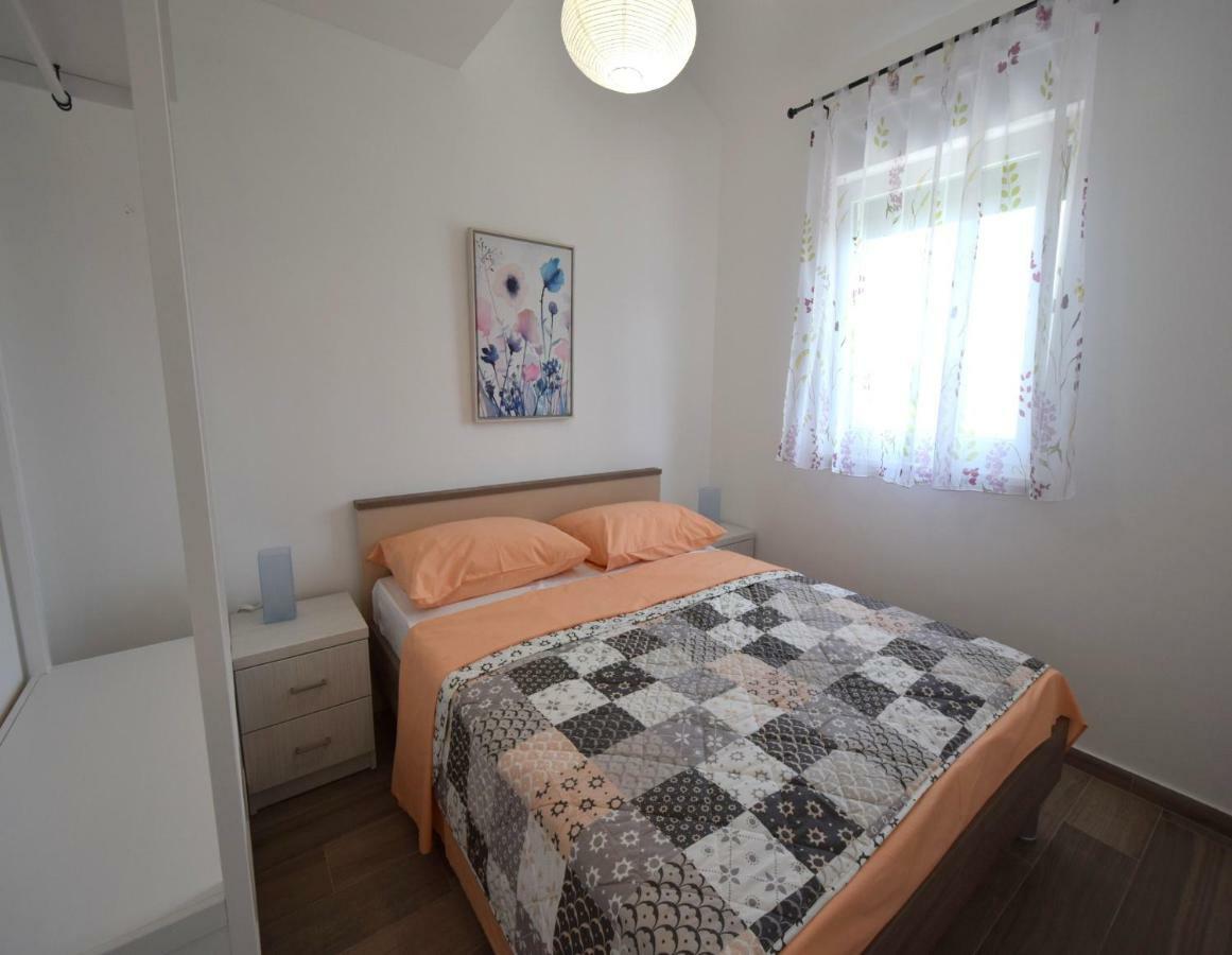 Apartments Medna ชิซิชี ภายนอก รูปภาพ